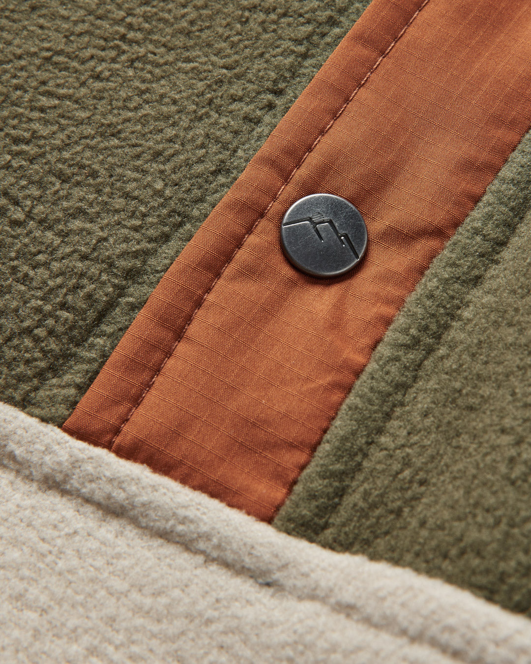 Adrift Recycled Polar Fleece - Khaki/Oatmeal