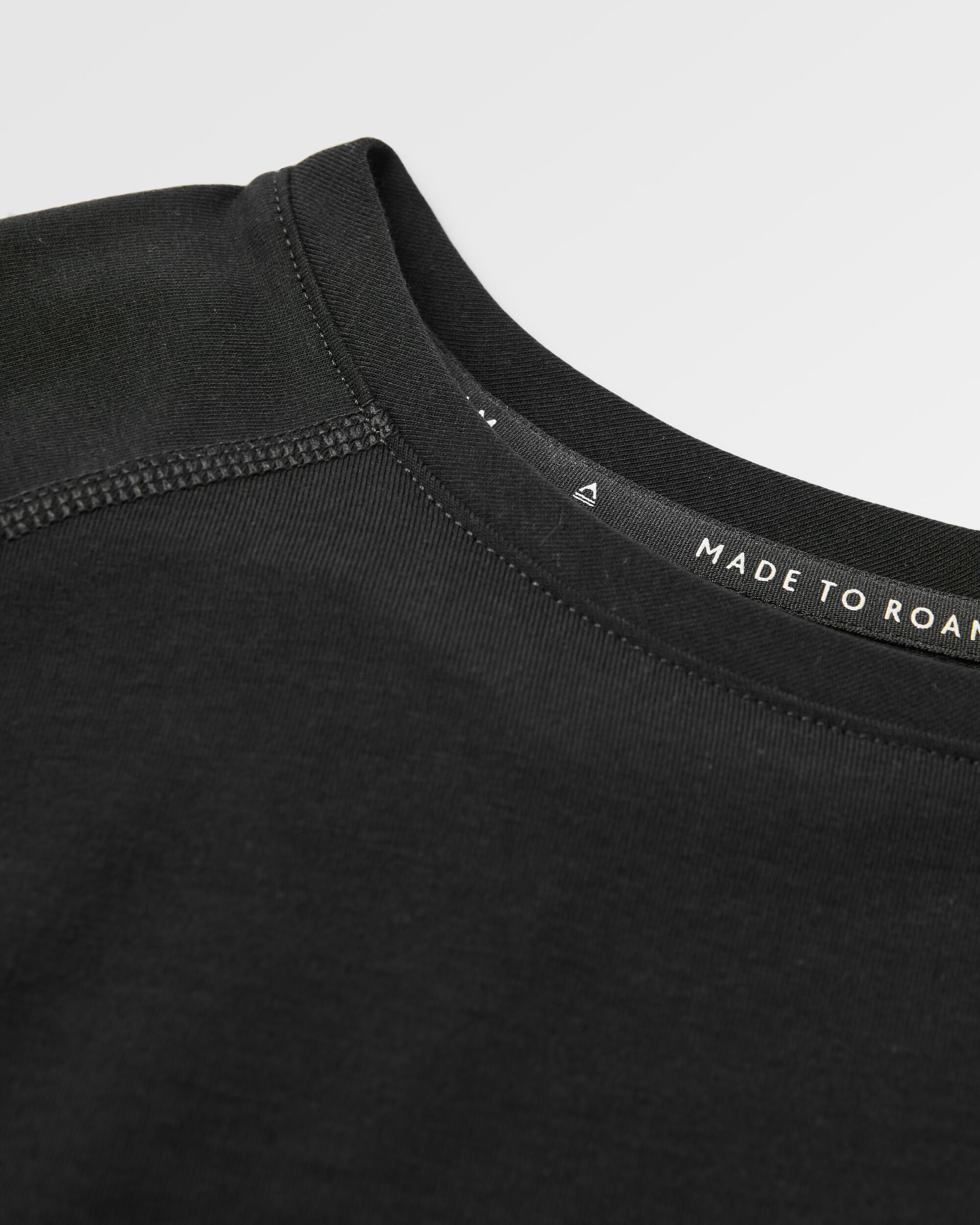 Breeze DriRelease® Trail Women's T-Shirt - Black - Flatlay