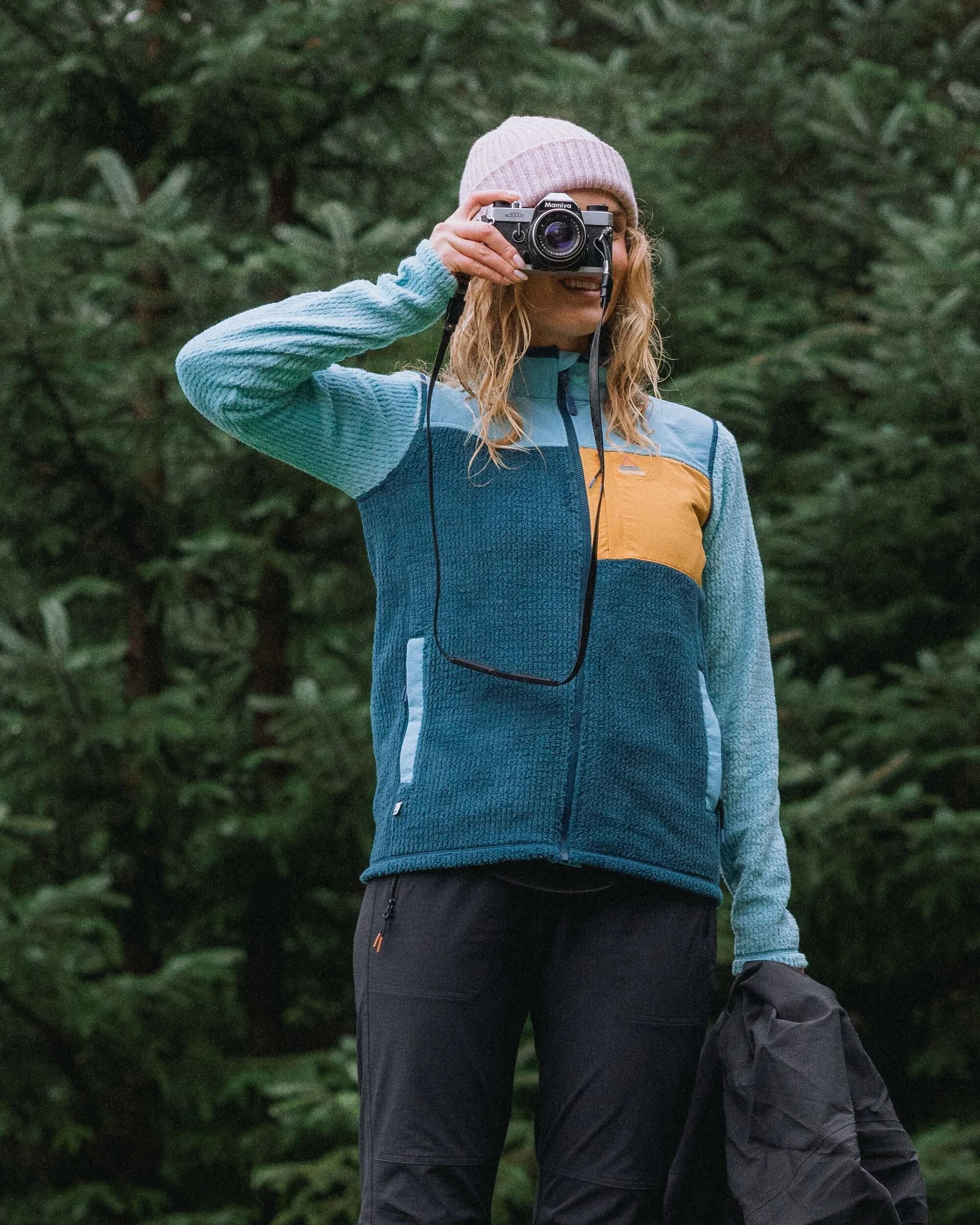 Venturescape Women's Recycled Fleece - Retro Blue/Tidal Blue - Lifestyle