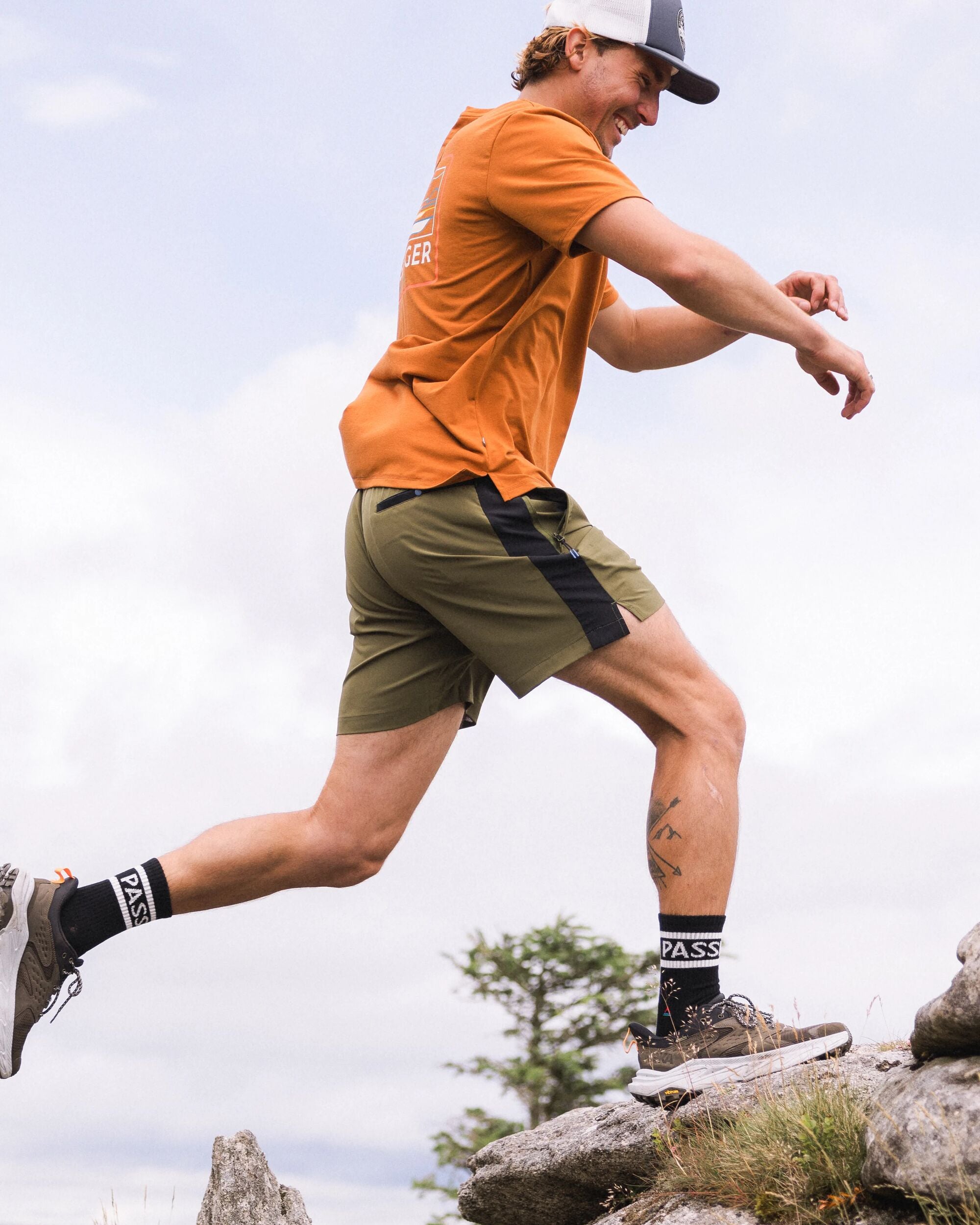 Swift Recycled Trail Short - Khaki - Lifestyle