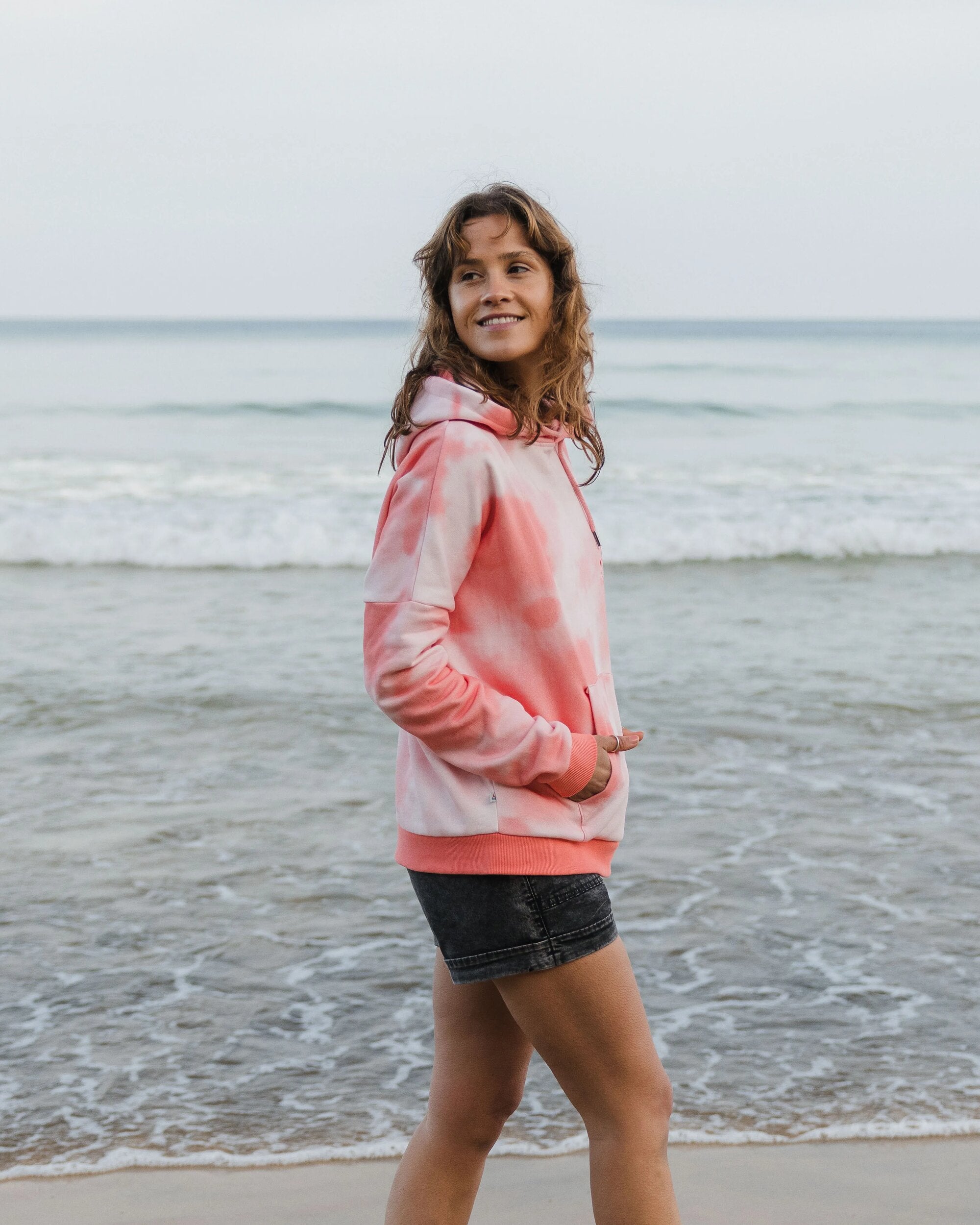 Rediscover Printed Hoodie - Tie Dye Shell Pink - Lifestyle