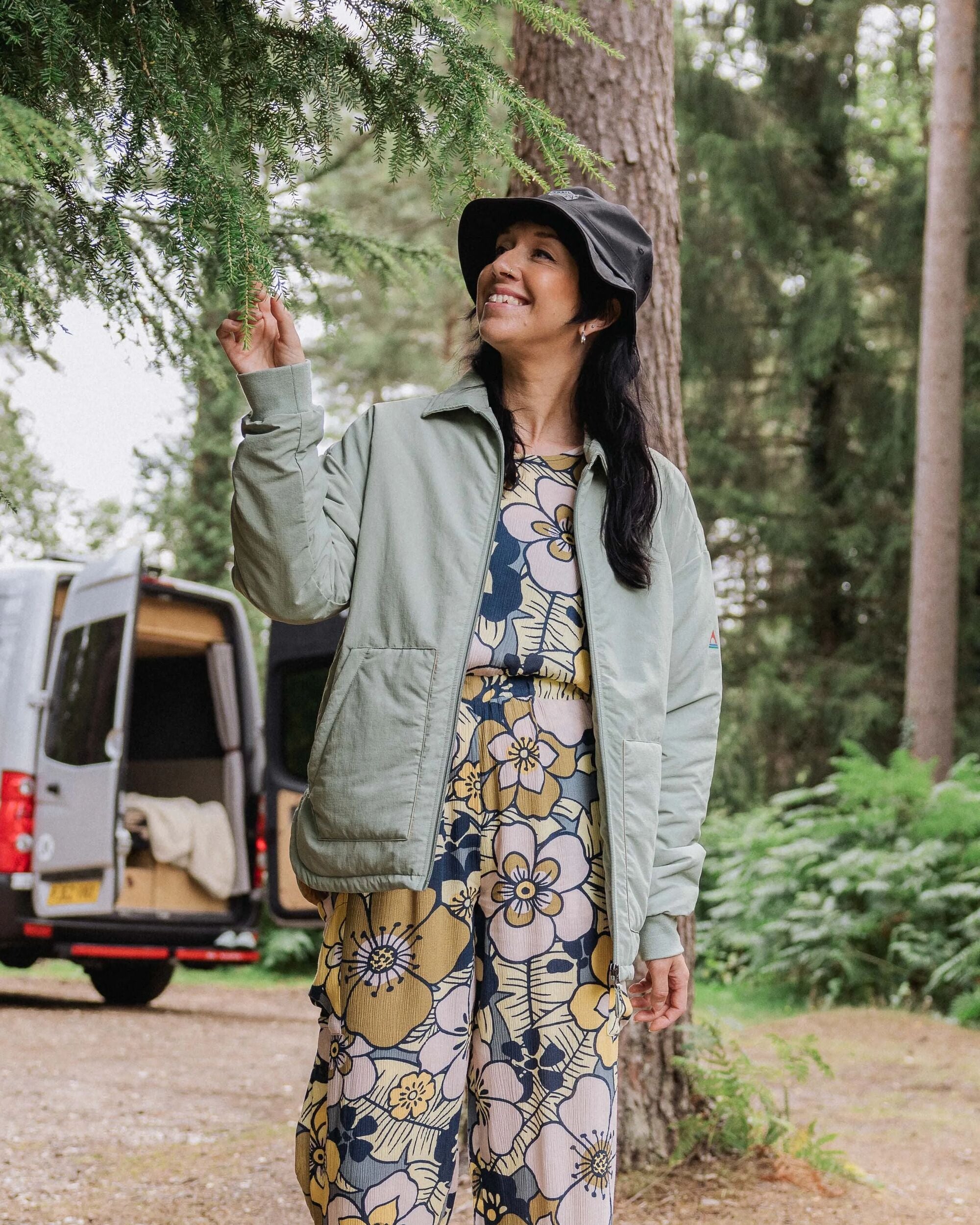 Tasi Recycled Insulated Jacket - Pistachio - Lifestyle