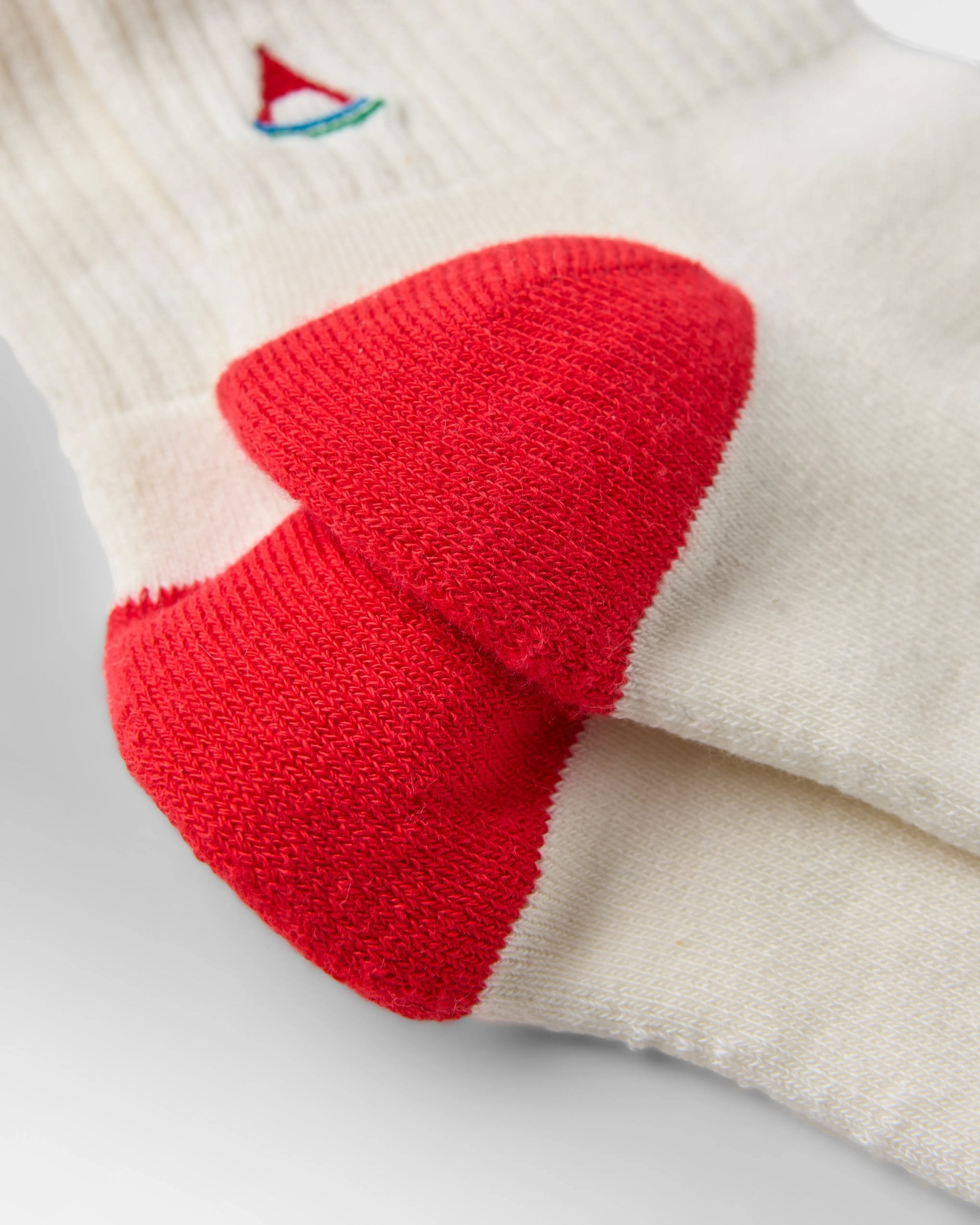 Made to Roam Graphic Crew Socks - White - Flatlay