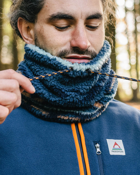 Male_Mulled Recycled Sherpa Fleece Snood - Blue Coral Geo Pattern
